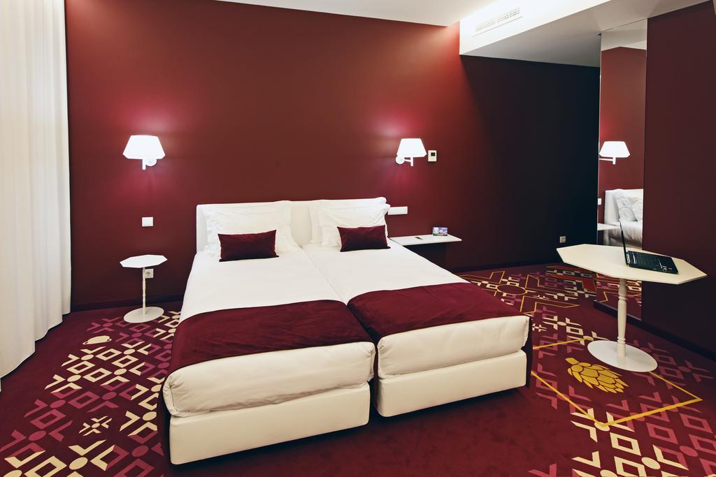 HD | Duecitânia Design Hotel Penela Buitenkant foto